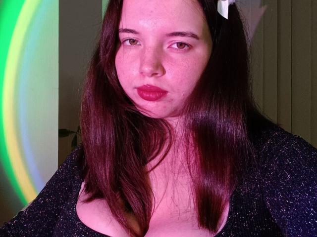 Yulianiya - сексуальная веб-камера в реальном времени - 27909518