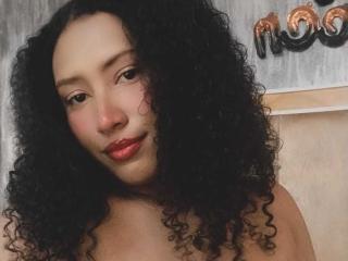 KarinaLovey - Live porn &amp; sex cam - 27909809