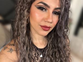 LillyCorner - Élő pornó és szexkamera - 27909887