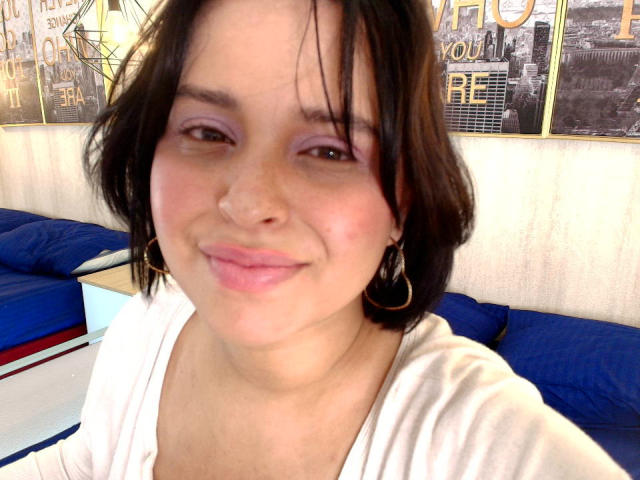 Blueeskyy - Porno na żywo i seks kamera - 27909932