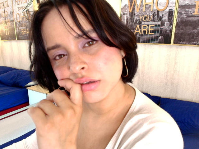 Blueeskyy - Live porn &amp; sex cam - 27909941