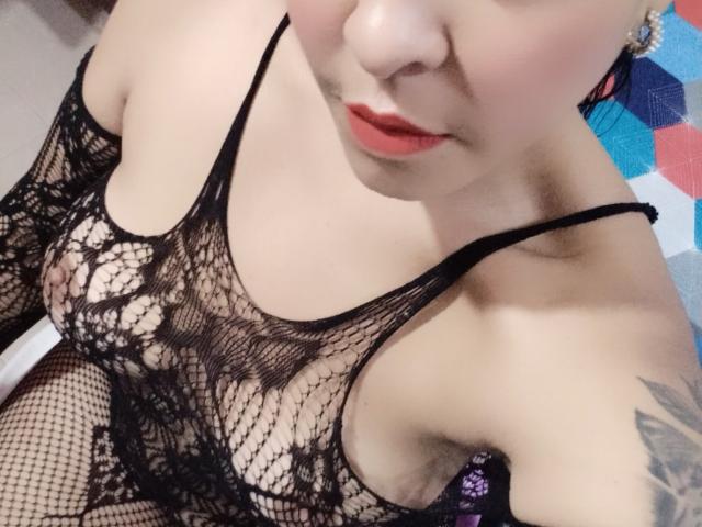 MimiP - Élő pornó és szexkamera - 27911045