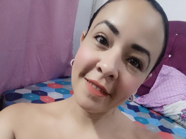 MimiP - Élő pornó és szexkamera - 27911060