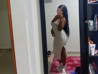 AmberQueeny - Live porn &amp; sex cam - 27911744