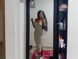 AmberQueeny - Porno na żywo i seks kamera - 27911747