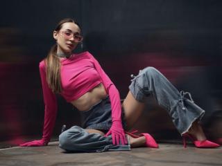 AlexaWilds - Élő pornó és szexkamera - 27913541