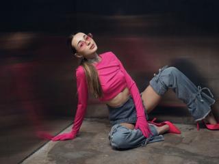 AlexaWilds - Élő pornó és szexkamera - 27913547