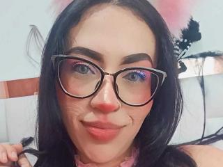CamilleAria - Live porn &amp; sex cam - 27915218