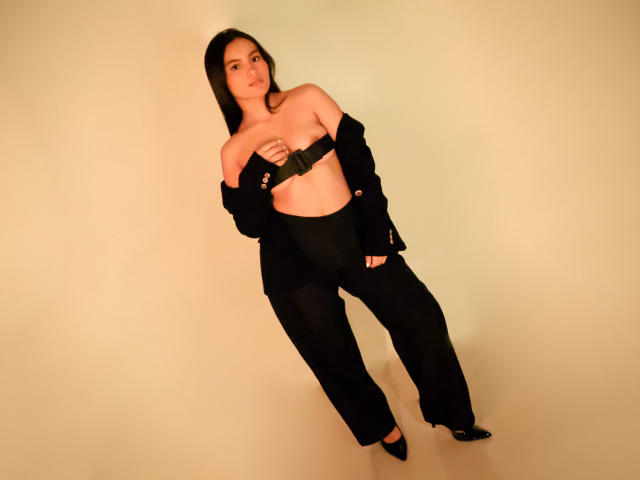 MiiaPalmer - Porno na żywo i seks kamera - 27915815