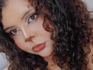 SarahBowie - Live sex cam - 27917084