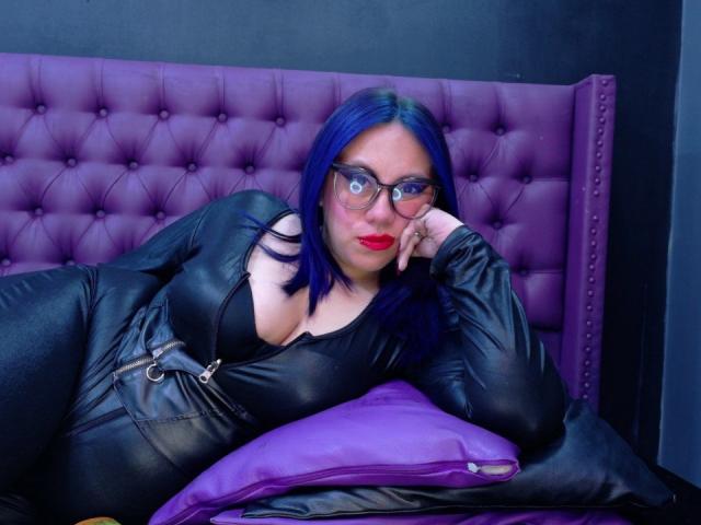 VelvetDomme - Élő pornó és szexkamera - 27917153