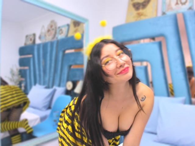 Genesiss - Live porn &amp; sex cam - 27920609