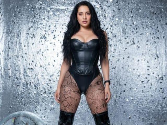 KamilaGuill - Live porn &amp; sex cam - 27921074