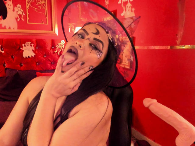 AnissaAli - Live sex cam - 27921965