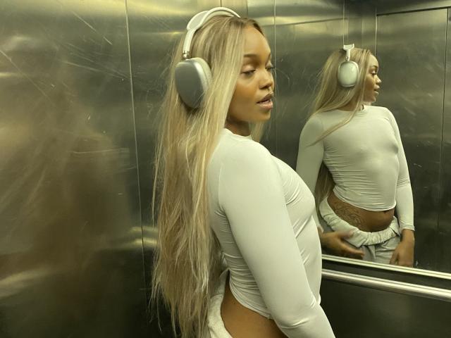 CaramellaLuxe - Sexe cam en vivo - 27924254