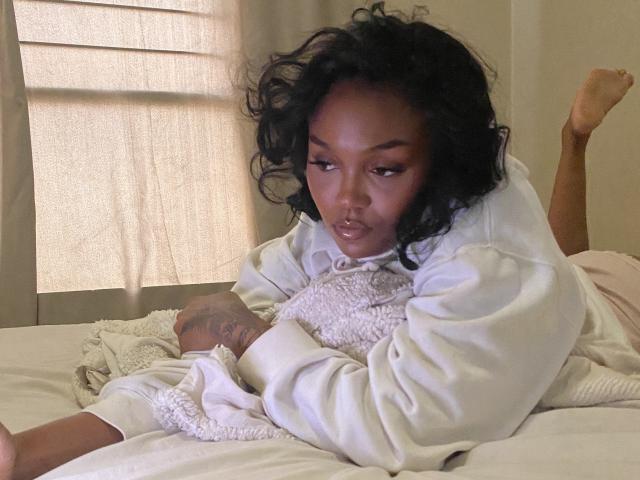 CaramellaLuxe - Porno na żywo i seks kamera - 27924257