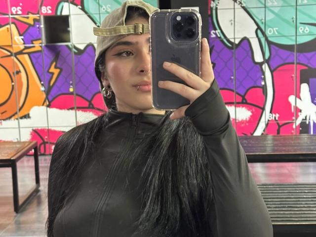 EmmaCollinsHot - Live sex cam - 27924764