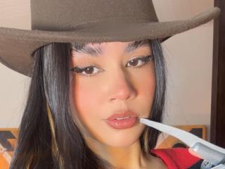 IsabellaMarynn - Live porn &amp; sex cam - 27925685