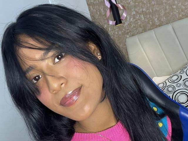 Babilett - Élő pornó és szexkamera - 27927743