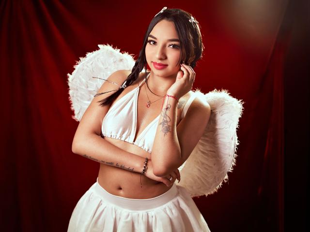 SophiaBella - Live porn &amp; sex cam - 27928928