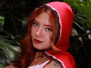 EmmaThomsonn - Live sex cam - 27931817