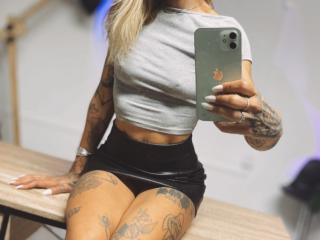 DaneeSoHot - Live porn &amp; sex cam - 27932108