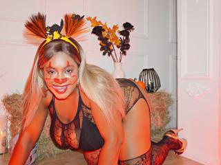 NahomiAnders - сексуальная веб-камера в реальном времени - 27932294