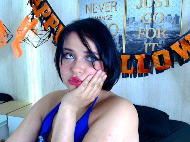 Blueeskyy - Live Sex Cam - 27933905