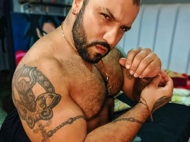 BardoCkroy69 - Live porn &amp; sex cam - 27934319