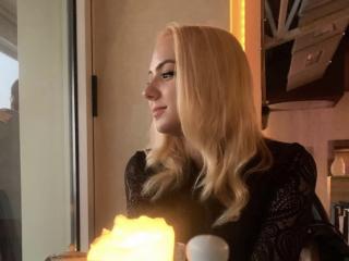 GlariyaHot - Live porn &amp; sex cam - 27936470