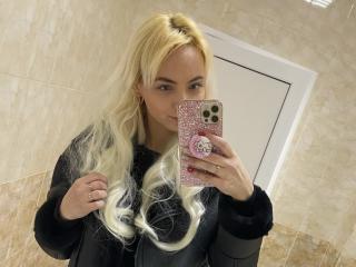 GlariyaHot - Live porn &amp; sex cam - 27936488