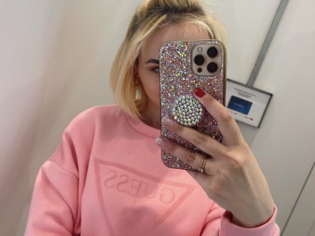 GlariyaHot - Live porn &amp; sex cam - 27936527