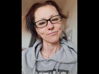 Izabella-mit-Z-hot - Live porn &amp; sex cam - 27936764