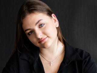 SintiaMaers - Élő pornó és szexkamera - 27936890