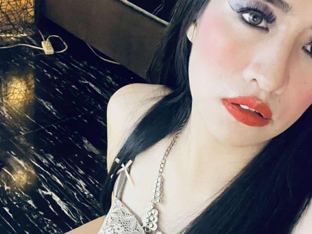 JuicyHugeCockTS - Live porn &amp; sex cam - 27937190