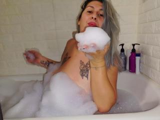 LilithGreenn - Live sex cam - 27937313