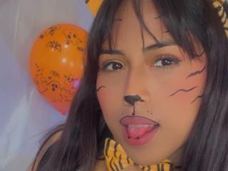 MyaaTyler - Camera khiêu dâm &amp; quyến rũ trực tiếp - 27938864