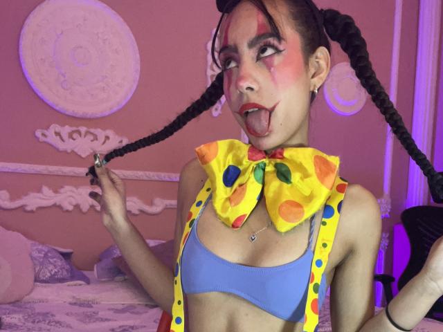 AitanaJohns - Live porn &amp; sex cam - 27939737