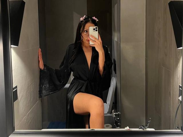 NaomiAsian - Live Sex Cam - 27940691