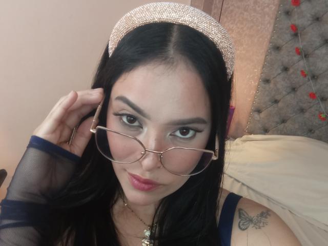 BarbaraSaint - Élő pornó és szexkamera - 27943439