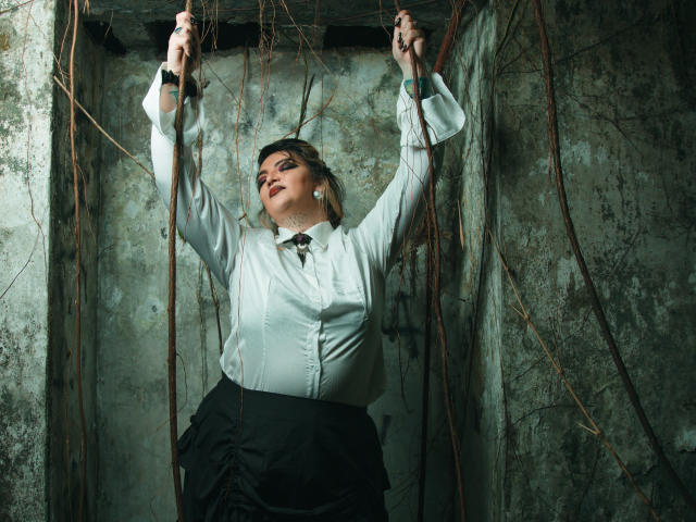 PoissonIvy - Live Sex Cam - 27945743