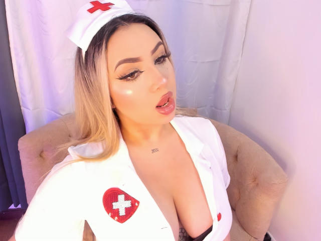 MelissaLust - Live Sex Cam - 27946061