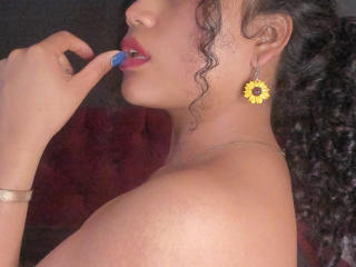 SophieSonyas - Live sex cam - 27949868