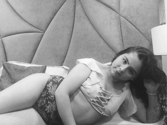 NattyFernandez - Live sex cam - 27950387