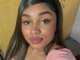LoveeBonyyJuices - Sexe cam en vivo - 27952463