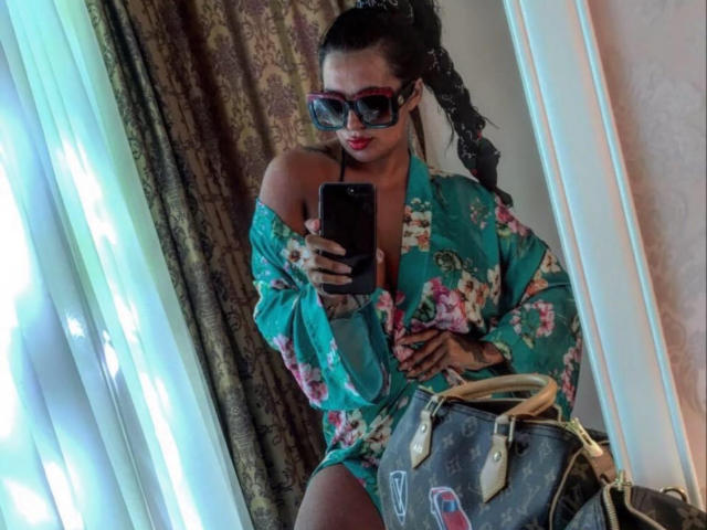 IsaRosa - сексуальная веб-камера в реальном времени - 27956183