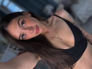 MoniFoxy - Live Sex Cam - 27956993