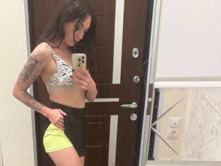 MoniFoxy - Live porn &amp; sex cam - 27957020