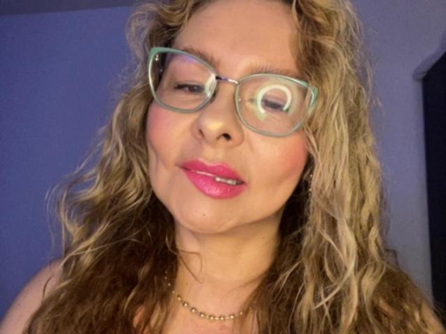 MiaAmoretti - сексуальная веб-камера в реальном времени - 27960119