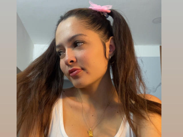 Gabrielafoxxy - Live Sex Cam - 27961094